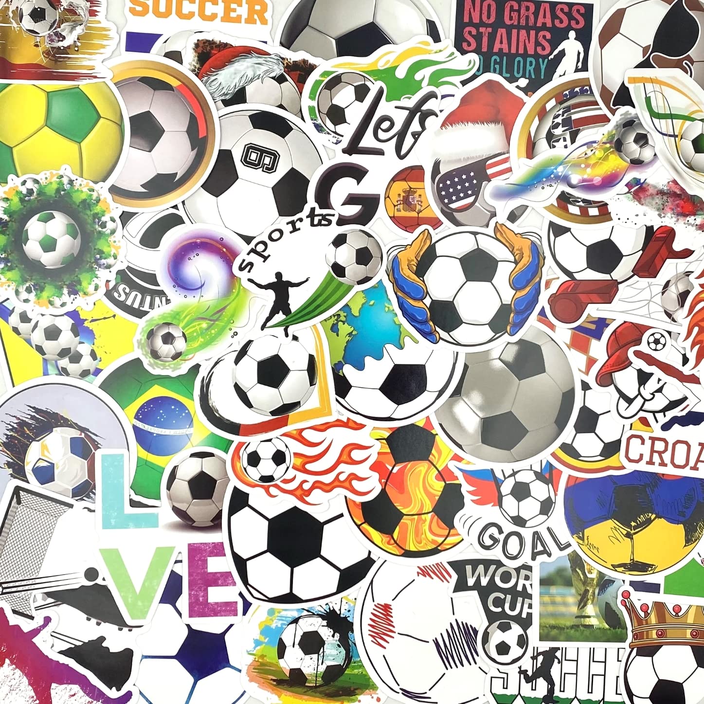 AOWDIAO 100 Pieces Soccer Stickers, Vinyl Waterproof Stickers Pack, Soccer Gifts, Party Favors & Decorations