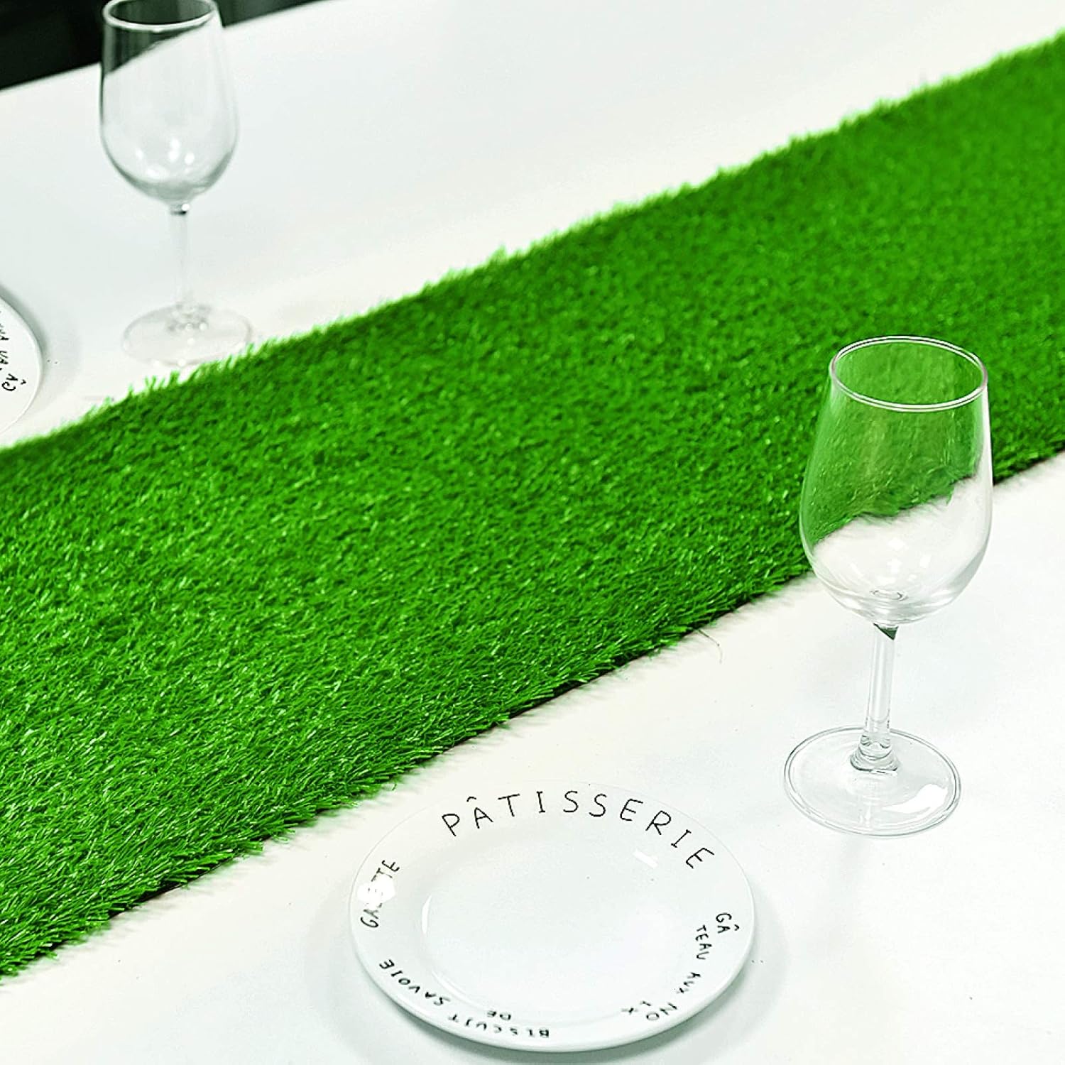 COYMOS Faux Grass Table Runner for Table Decoration Grass