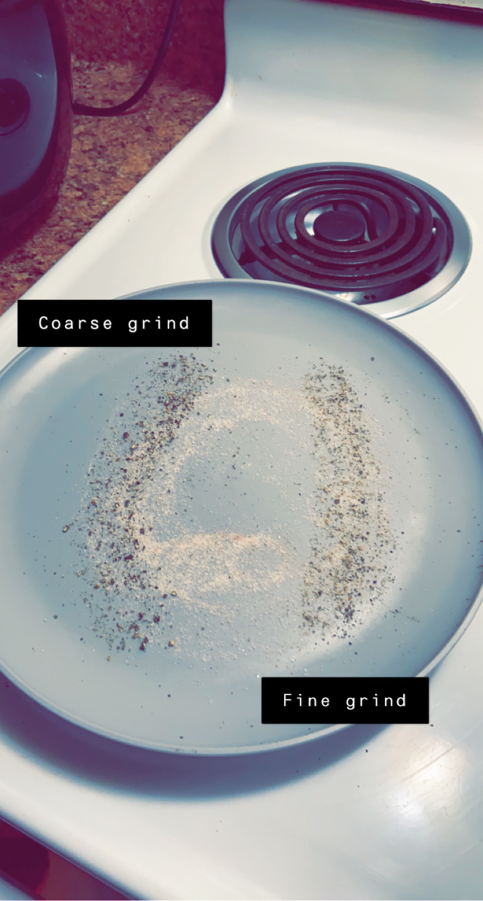 FinaMill – Award Winning Battery Operated Pepper Mill & Spice Grinder in One. Adjustable Coarseness. Ceramic Grinding Elements. One Touch Operation with LED Light. includes 2 Quick-Change ProPlus Pods photo review