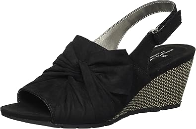 bandolino black wedges