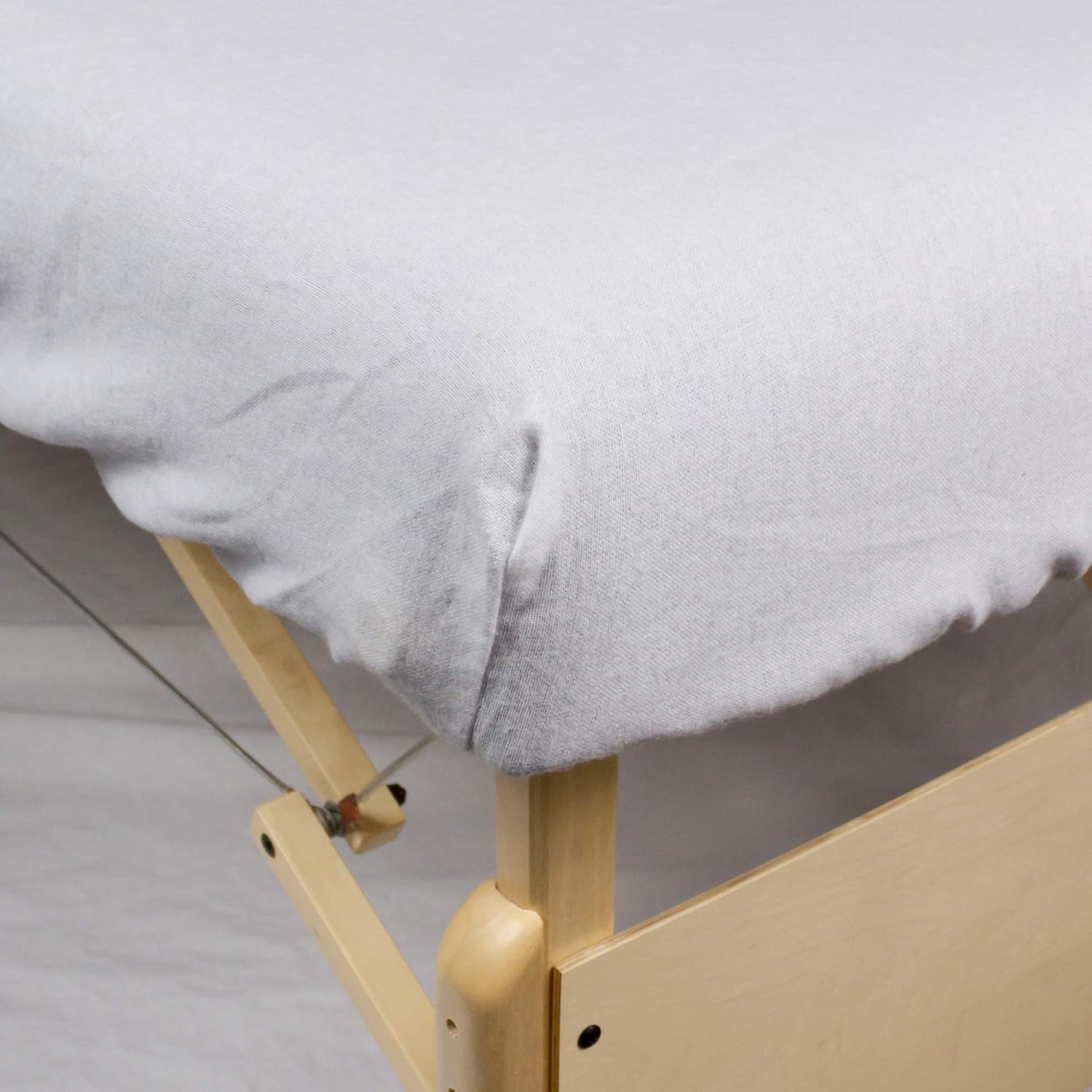 Body Linen Flannel Fitted Massage Sheet, White: Health & Personal Care