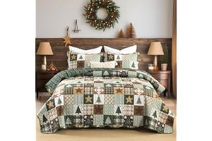 HORIMOTE HOME Christmas Quilt Set Queen Size, 3-Piece Holiday Quilt Bedding Set Soft Microfiber Bedspread with 2 Pillow Shams - Green Xmars Tree Stars Pattern for Winter Bedroom Decoration