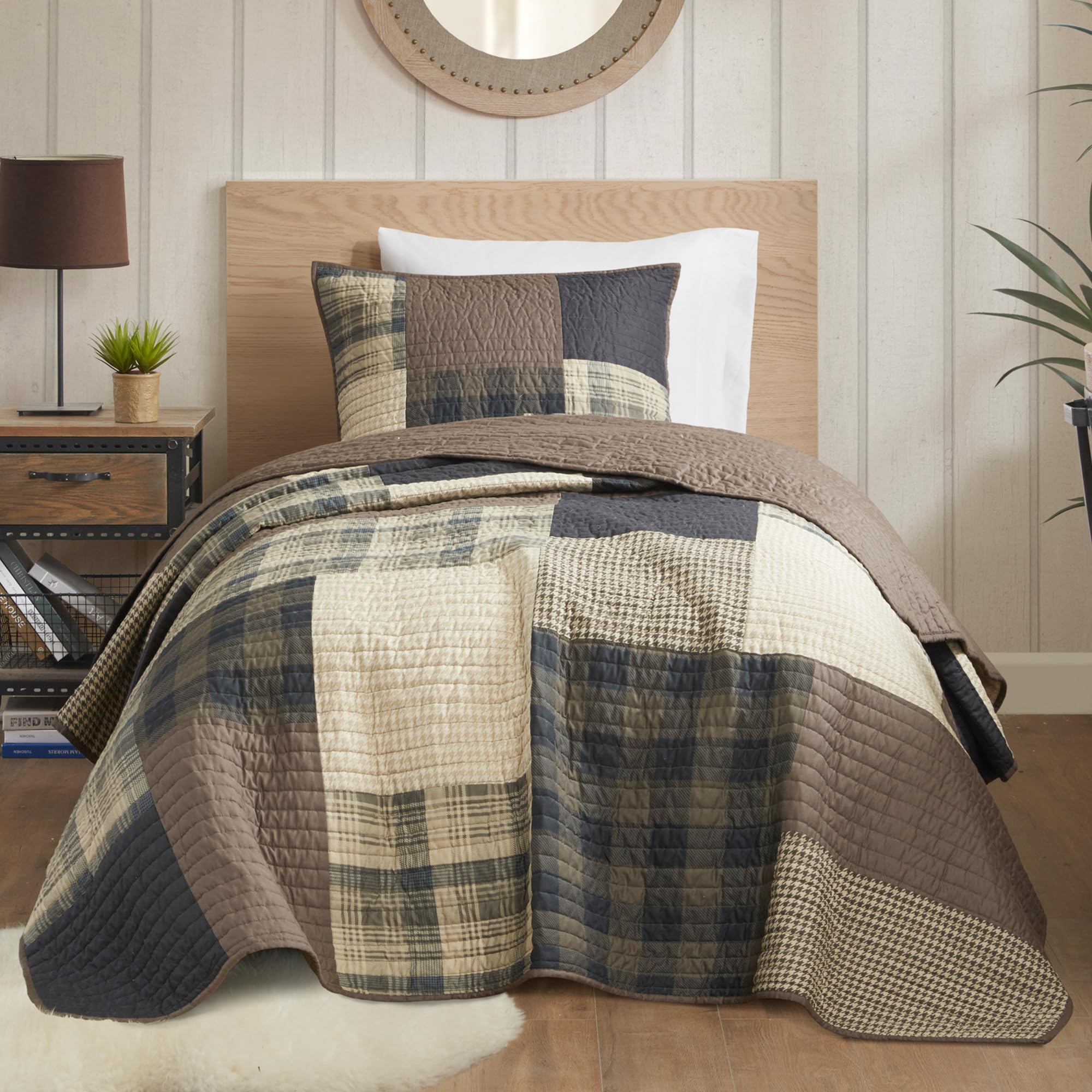 Woolrich Quilt Set Patchwork Channel Quilting, Cottege Coverlet for Twin Size Bed All Seasons, Lightweight Prewashed Cotton Coverlet Bedspread, Shams, Winter Hills, Oversized Twin/Twin XL Tan 2 Piece Image