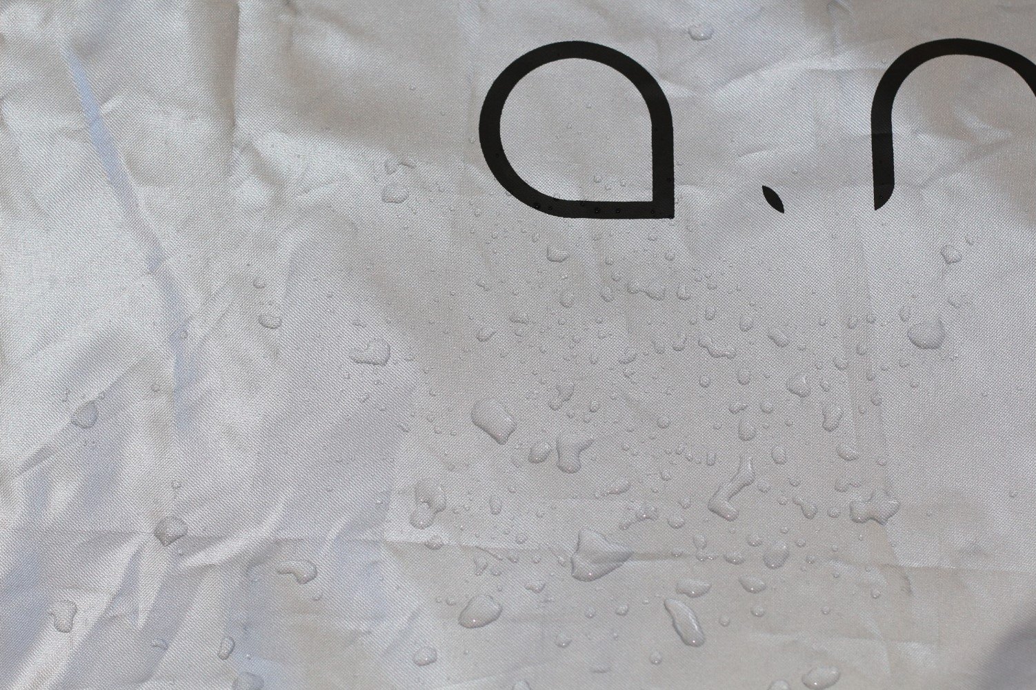 Fahrradabdeckung: Wasserdicht, 300D Oxford, Nylon, Für Zwei Fahrräder mit Befestigungsschnalle und eine Aussparung für das Fahrradschloss, inklusive Eines Aufbewahrungsbeutels