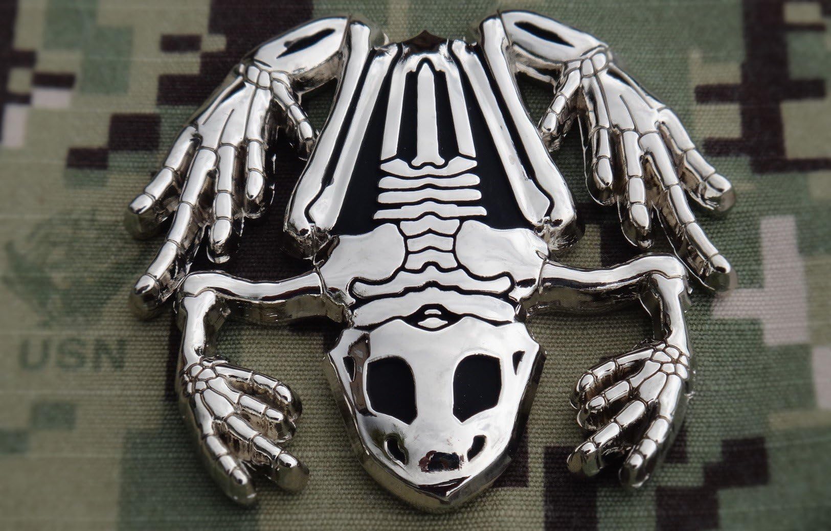 FLC Trading Polished Silver Bone Frog/Navy SEAL Challenge Coin/Naval Special Warfare (NSW)