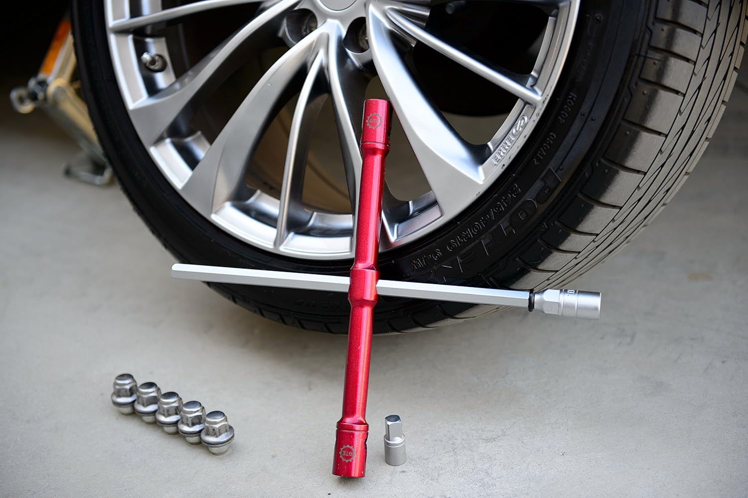GTE Tools - LugStrong 26" Universal Compact Lug Wrench Set, Super-Strong Tire Iron & Lug Nut Remover - 2X More Torque!  Never Get Stuck on The Road Again!: Automotive