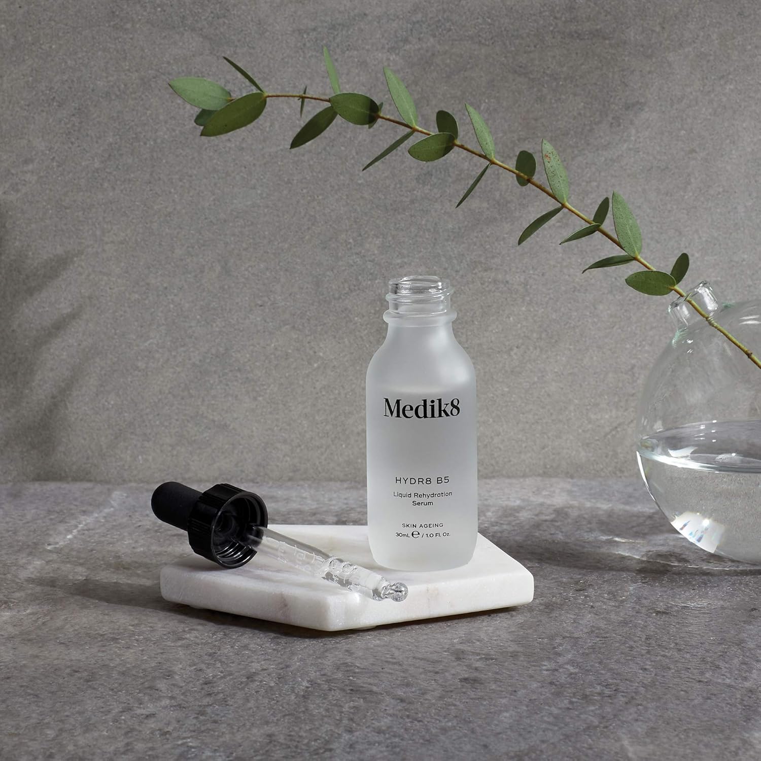 medik8 liquid rehydration serum