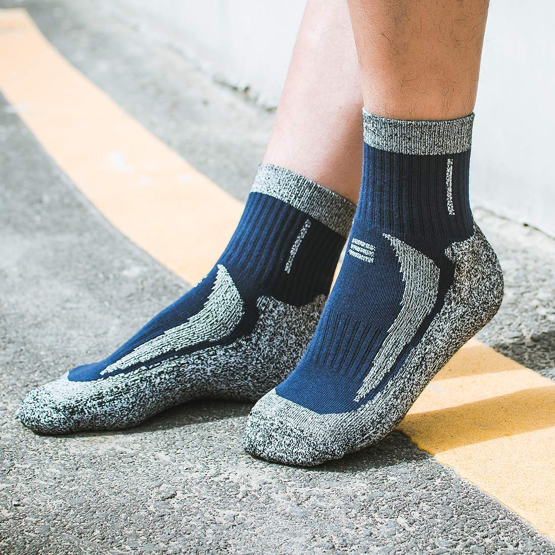 VANOMIE Breathable Coolmax Bike Socks Men Sports Athletic Bicycle Socks