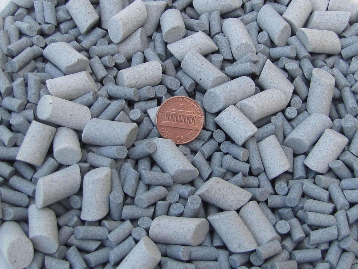 Abrasive Ceramic Tumbling Media Mixed 3 Lbs 3/16 X 3/8 & 3/8 X 5/8