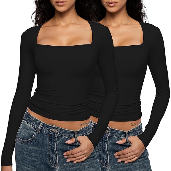 Mujer En Gris Y Negro 99 Camisa Estampada Con Hombros Descubiertos Y