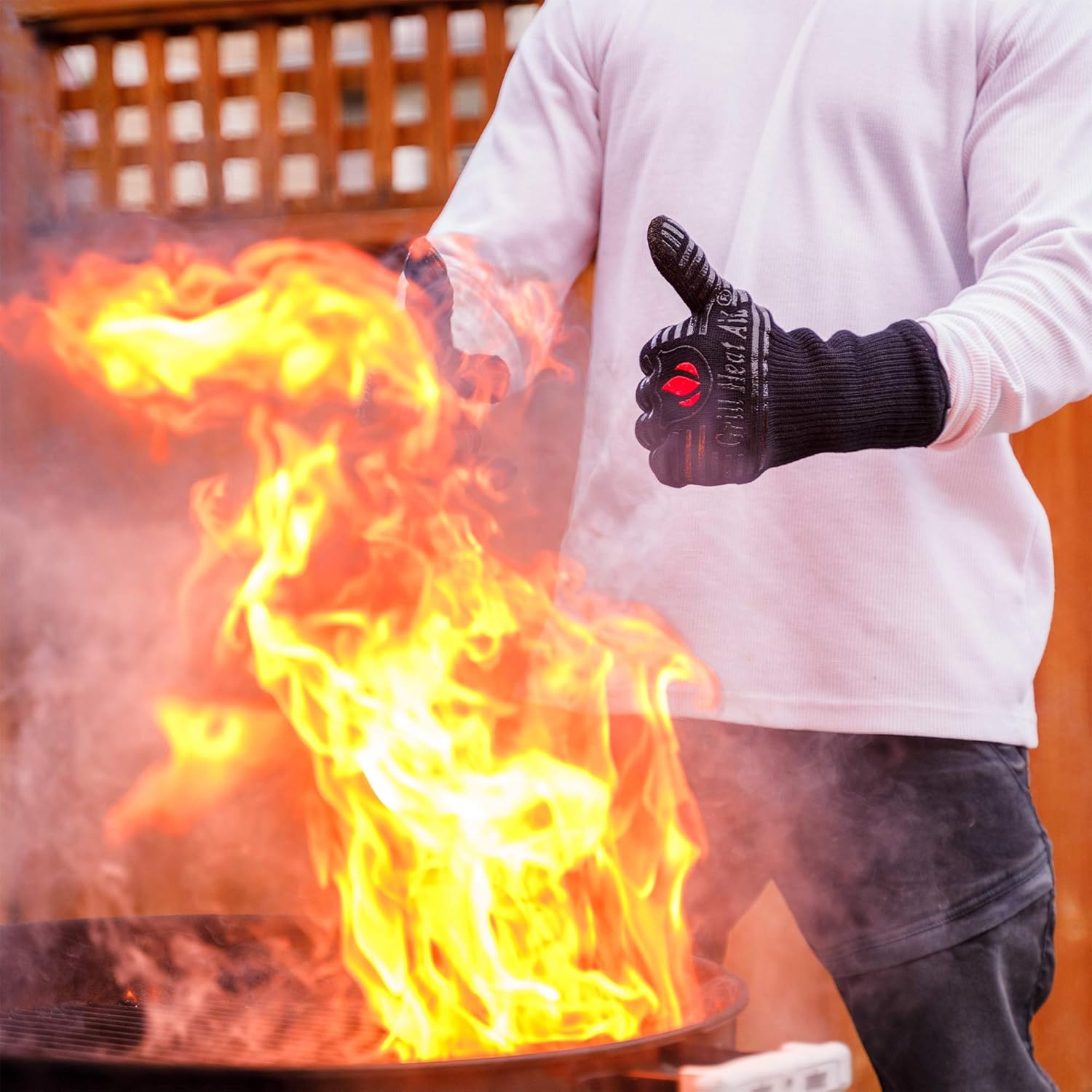 Extreme Heat Resistant Grill/BBQ Gloves | Premium Insulated Durable Fireproof Kitchen Mitts Designed for Cooking, Grilling, Frying, Baking | Indoor/Outdoor Accessories for Men & Women : Garden & Outdoor