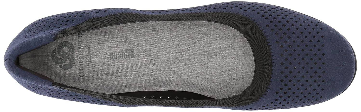 clarks women's caddell trail platform