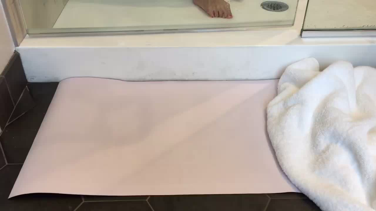 Customer reviews Bloody Bath Mat Invisible Color
