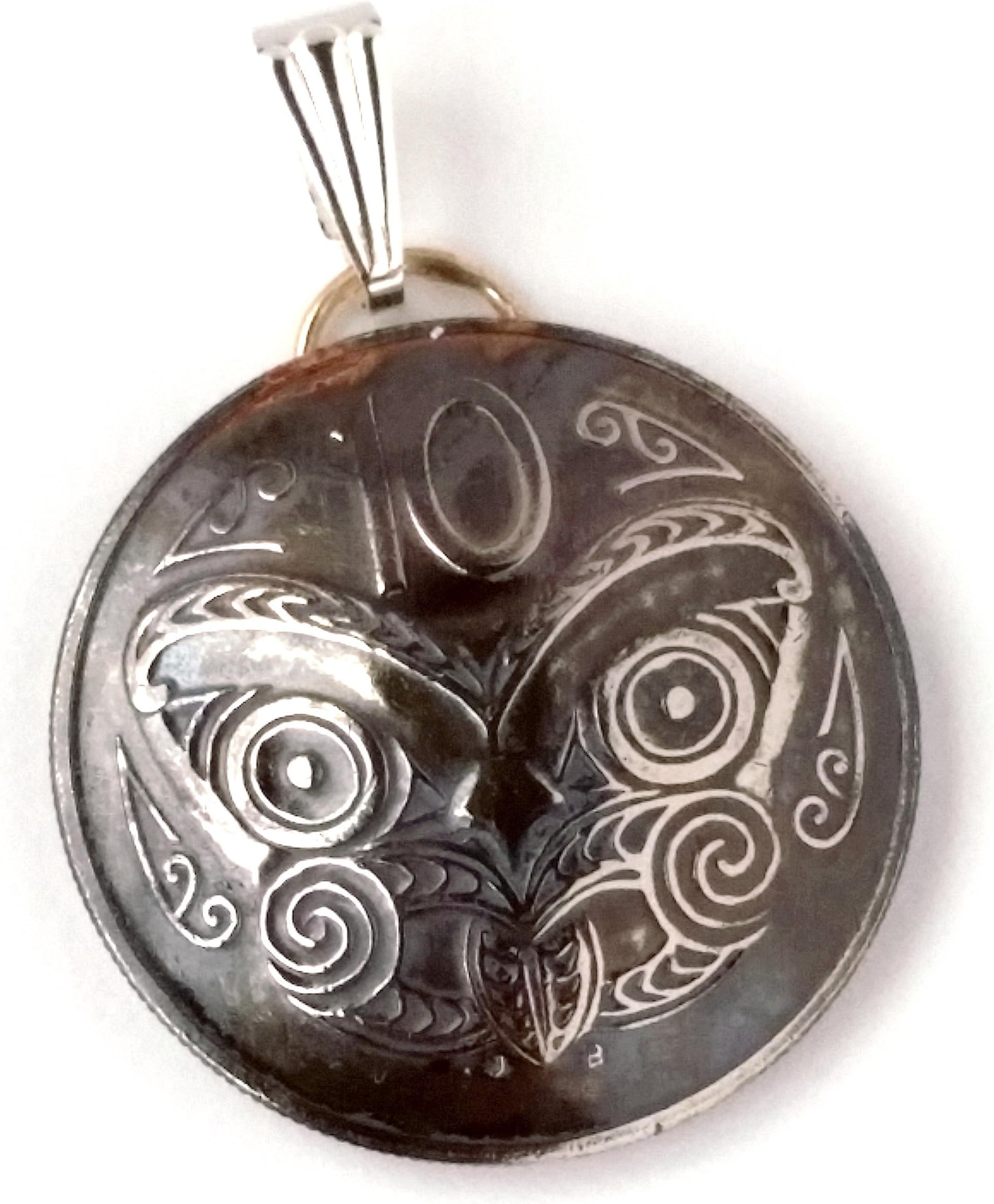New Zealand Maori Mask Coin Pendant,New Zealand Coin Jewelry,Maori Jewelry,World Travel Jewelry,Unique Ethnic Upcycled Wanderlust