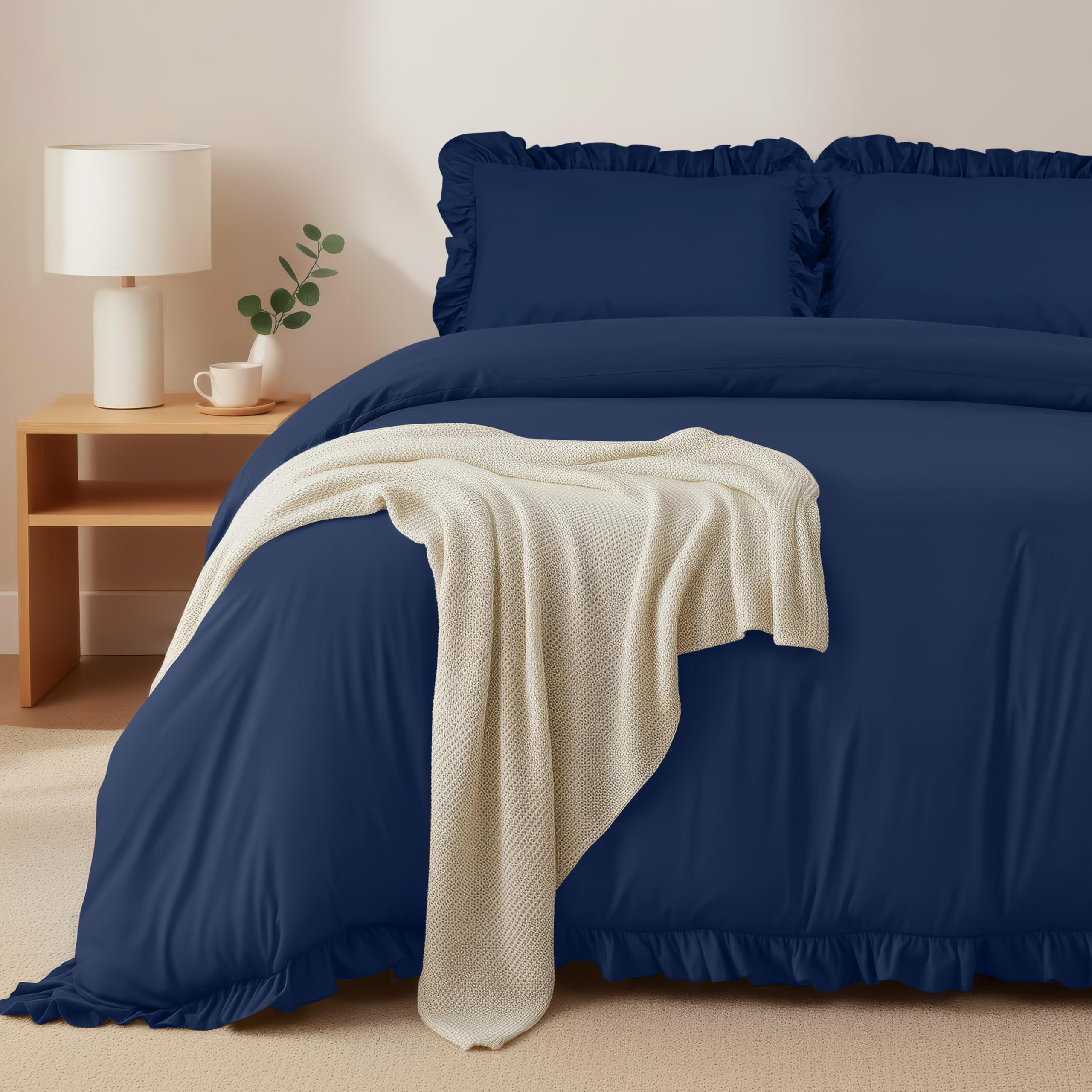 Utopia Bedding Ruffle Duvet Cover Set - Duvet Cover Double with Pillowcases - Soft Microfibre Polyester Ruffle Bedding (Navy)