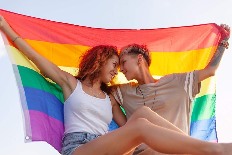 Bandiera LGBT 90x150 cm - Tessuto da esterno resistente alle intemperie 150x90 cm con 2 occhielli metallici. LGBT Flag giardino decorazioni