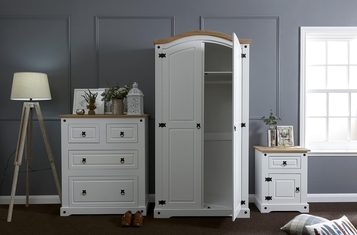 Seconique White Corona Farm House Bedroom Furniture White Waxed Pine