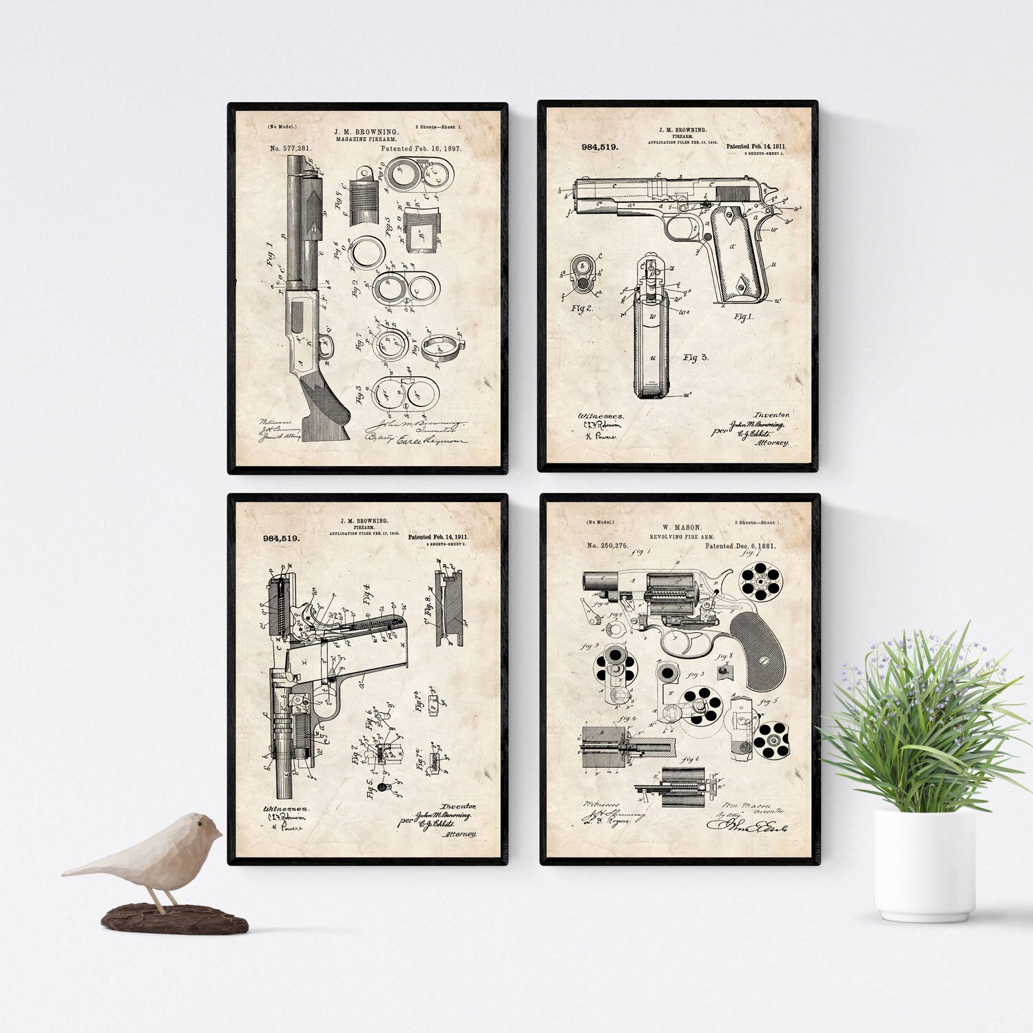 Nacnic VINTAGE - 4 Pack of sheets with PATENTS ARMS. Set posters with inventions and old patents. Choose the color you like. Printed on 250 grams