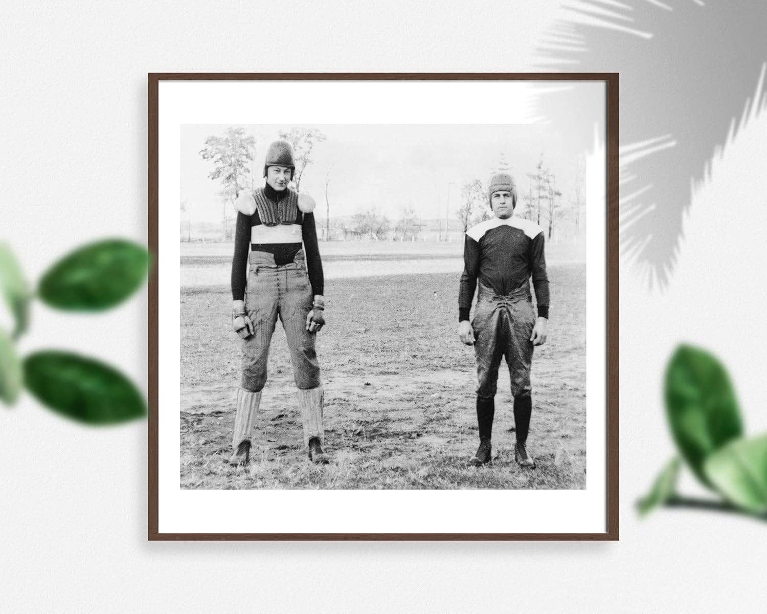 Photographs - Photo: Notre Dame Fighting Irish Football Uniform 1920-1940