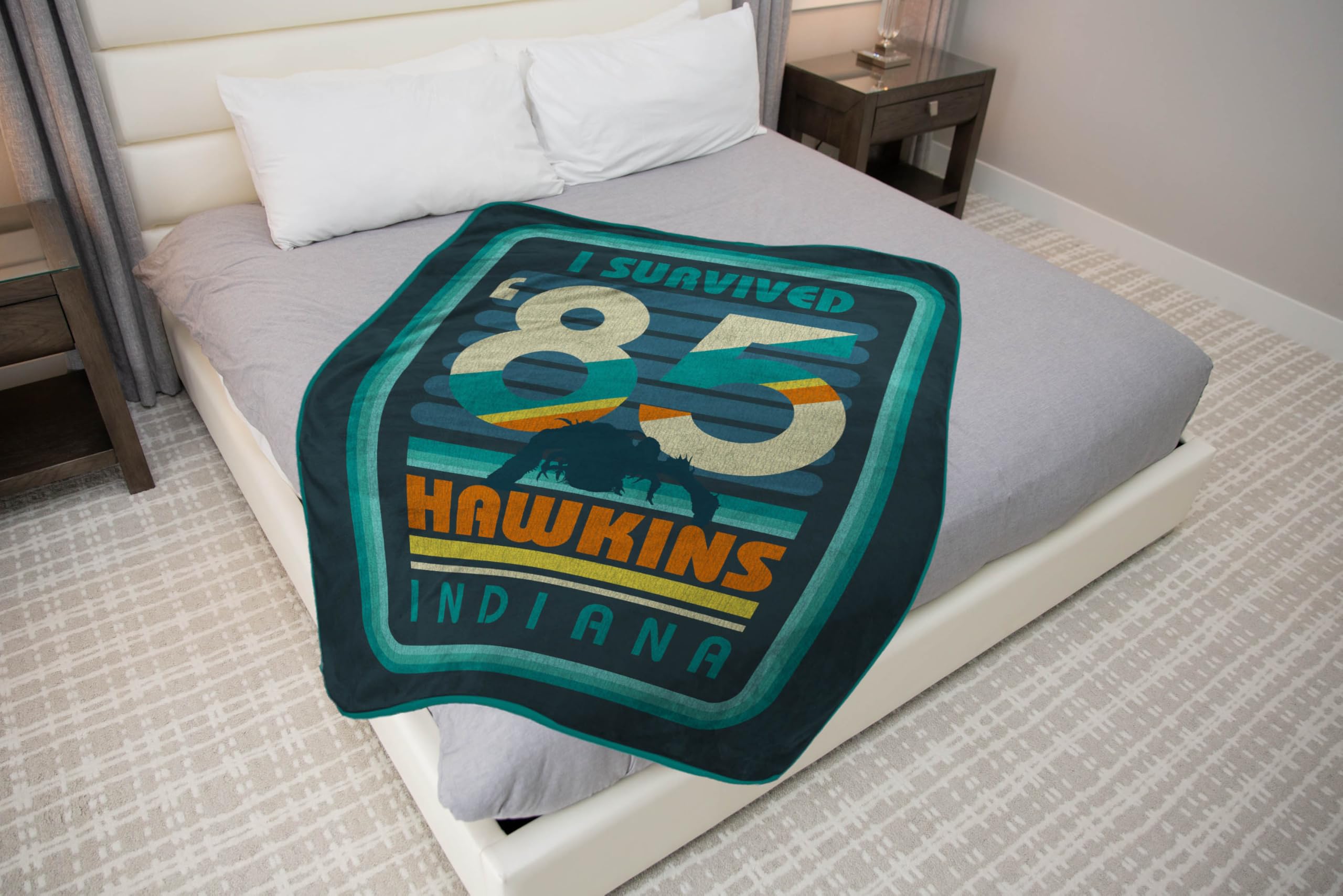 Jay Franco Stranger Things Throw Blanket - Plush 46