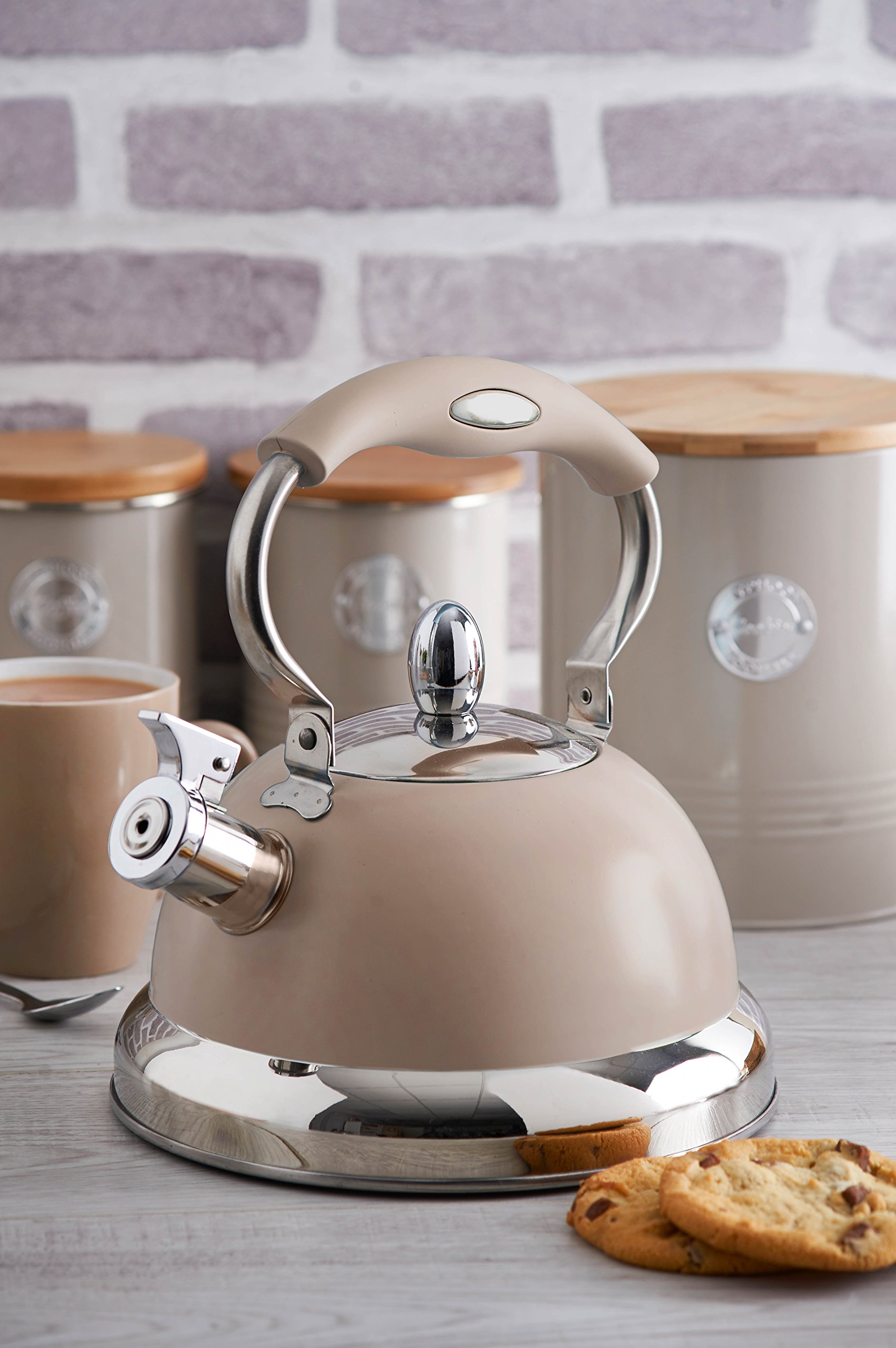 Typhoon Living Putty Stove Top Kettle, 85Fluid Ounce Capacity