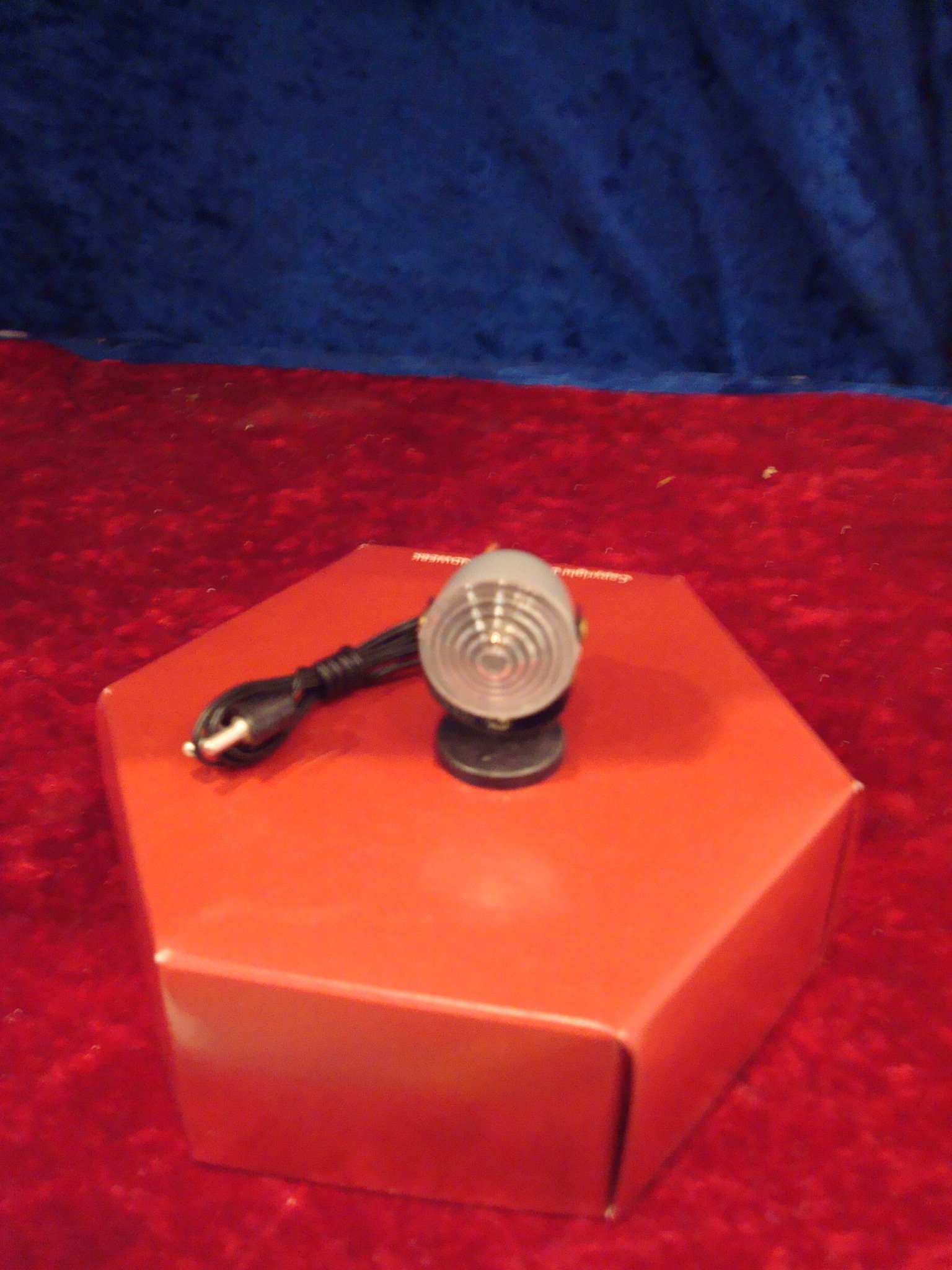 Rulke Rulke020425 Rotatable Headlight