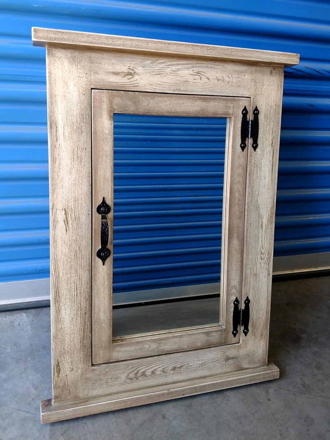 Amazon Com Mission Recessed Medicine Cabinet White Washed Solid Wood Handmade Home Improvement