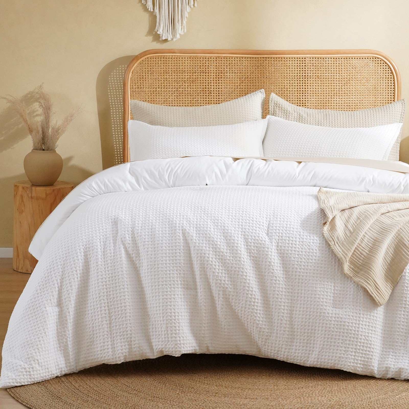 Photo 1 of David's Home Waffle Weave Comforter Set 3PCS Queen Size, Soft Breathable Lightweight Warm for All Season, Elegant Aesthetic Home Decor Bedding Set Collection, 1 Comforter with 2 Pillow Shams, White