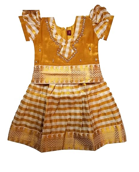 girls pavadai sattai