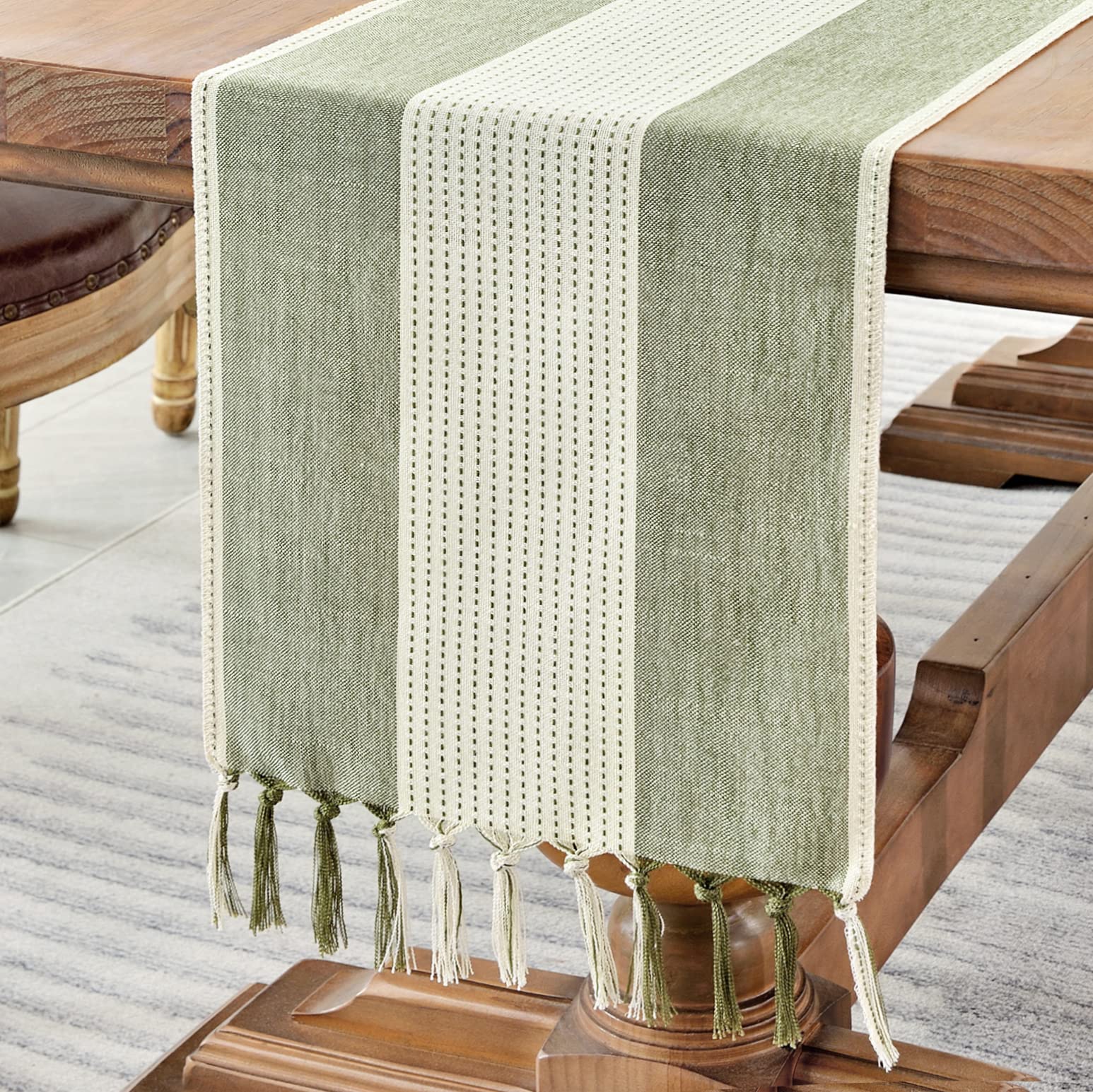 Wracra Cotton Linen Sage Green Table Runner 150cm Long with Hand-tassels, Macrame Table Runner for Holiday Parties and Everyday Use(Sage Green, 150cm)