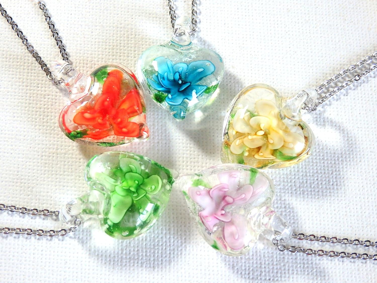 3本セット Nadeju ハンドメイド ガラス ハート 花 ペンダント ステンレス ネックレス ネックレス 通販 Amazon