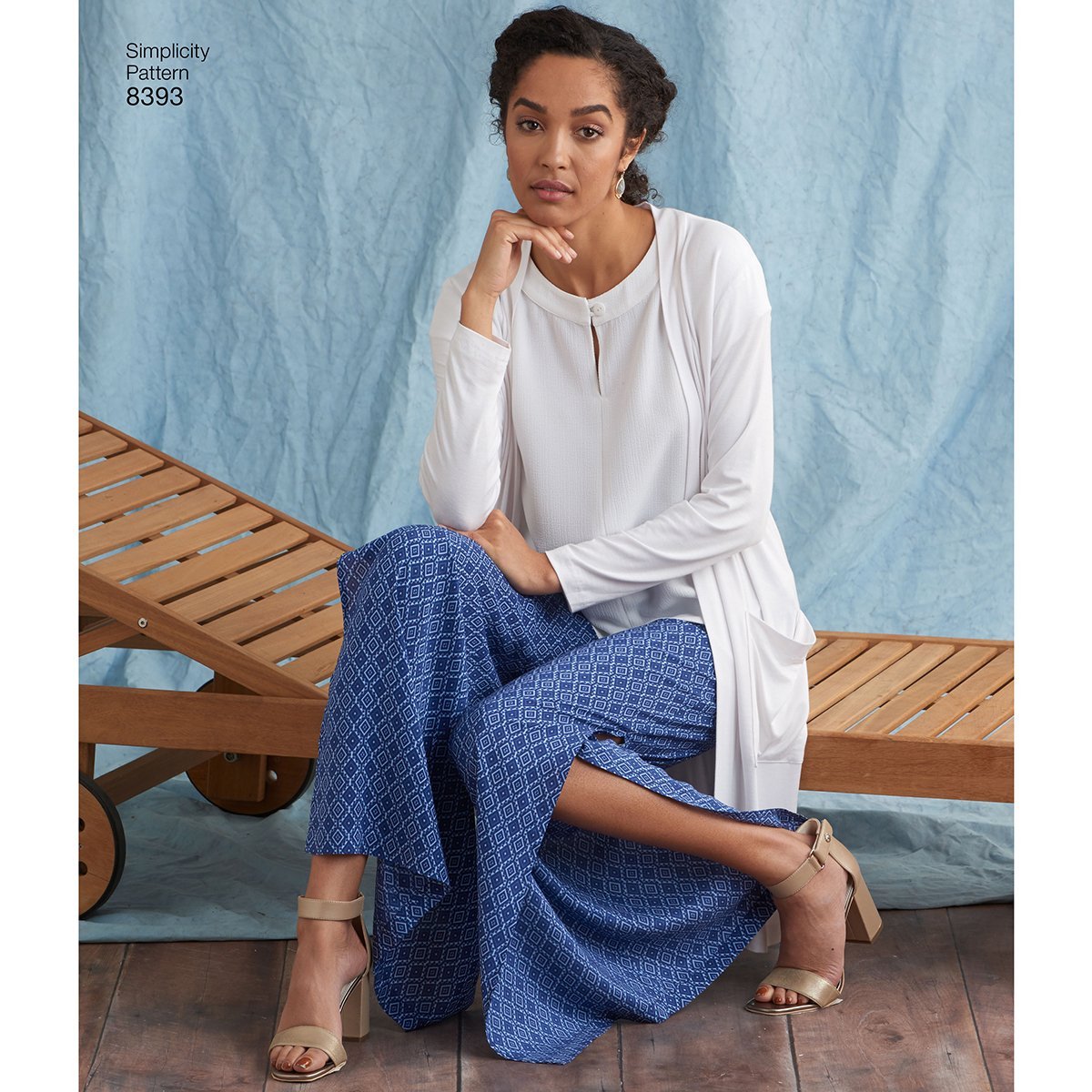 Simplicity Pattern 8393 Women’s and Plus Size Pants, Tunic or Top, and Knit Cardigan, Paper, White, 22 x 15 x 1 cm
