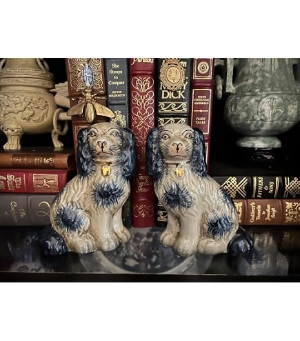Amazon.com: Staffordshire Reproduction King Charles Spaniel Red