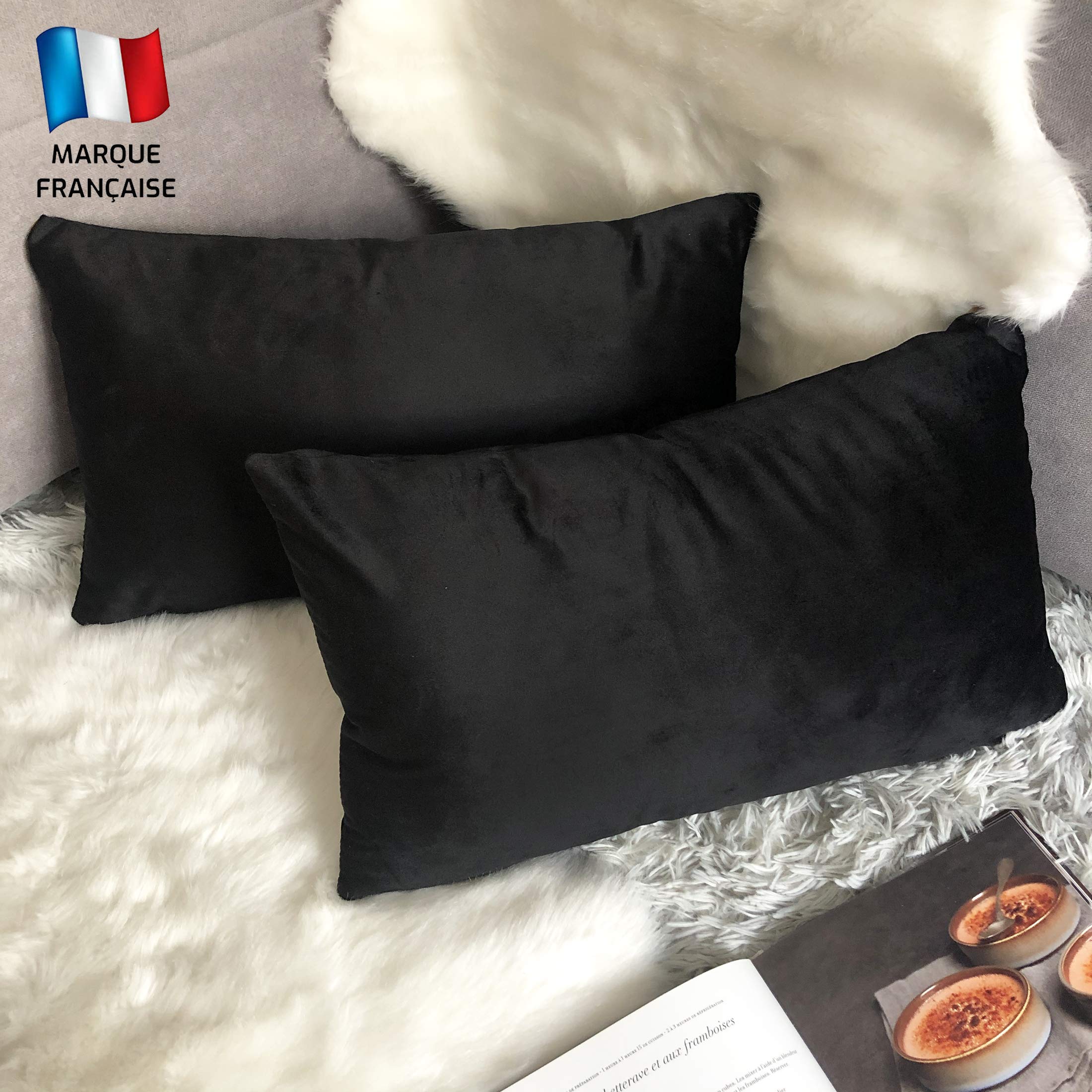 Douceur De Plumes Set of 2 Decorative Cushion Cover Black Velvet 12x20 Inch Plain, Soft and Modern Rectangular Pillowcase, Scandinavian Living Room Decoration Bedroom Sofa (2 Black)