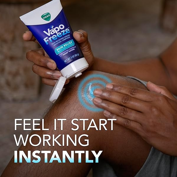 VICKS VAPOFREEZE TOPICAL PAIN CREAM 3.0OZ, MAXIMUM STRENGTH MENTHOL+ FOR MUSCLE PAIN RELIEF, JOINT PAIN RELIEF, KNEE PAIN RELIEF, BACK PAIN RELIEF, CREAM FOR PAIN RELIEF, TOPICAL PAIN RELIEF