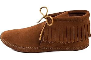 Minnetonka Men's Classic Fringe Moccasin Boot