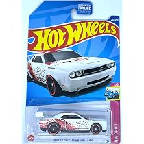 Hot Wheels 2022 - Dodge Challenger Drift Car - HW Drift 3/5 [White