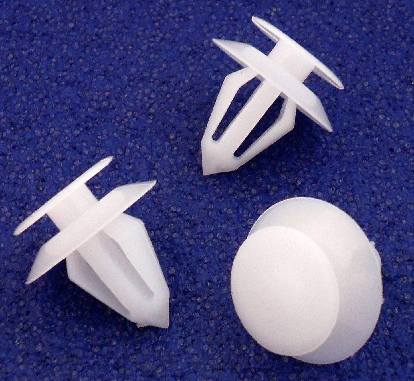 Interior Door Card Trim Fastener Clips x10 - White (2345957)