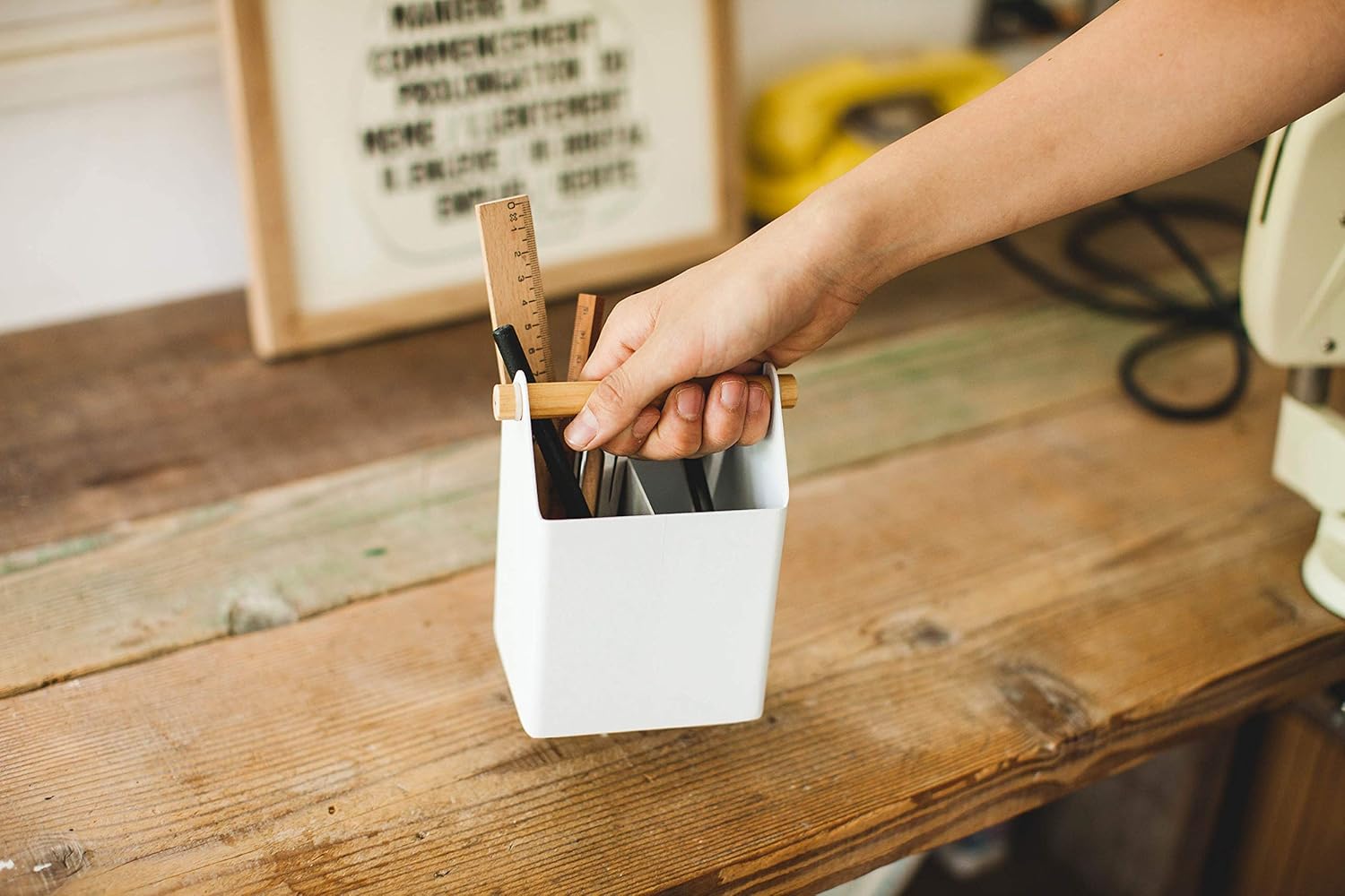 ペン立て ペンスタンドのおすすめ27選 シンプルなものからかわいいデザインまで マイナビおすすめナビ