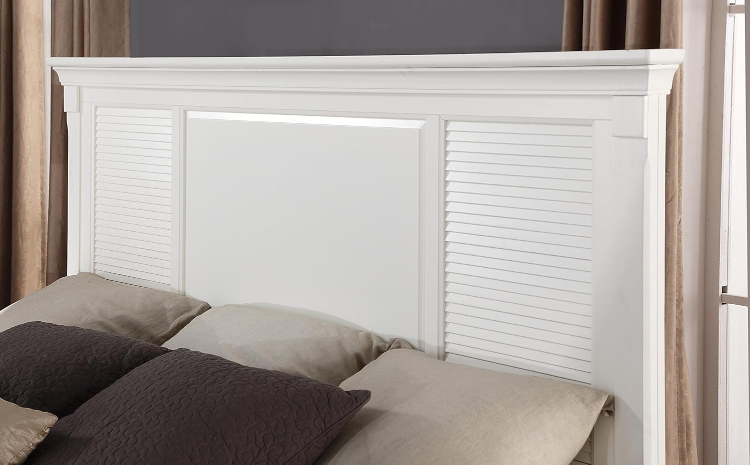 Dresser White Roundhill Furniture Regitina 016 Bedroom Furniture Set Mirror And 2 Nightstands Queen Bed Bedroom Sets