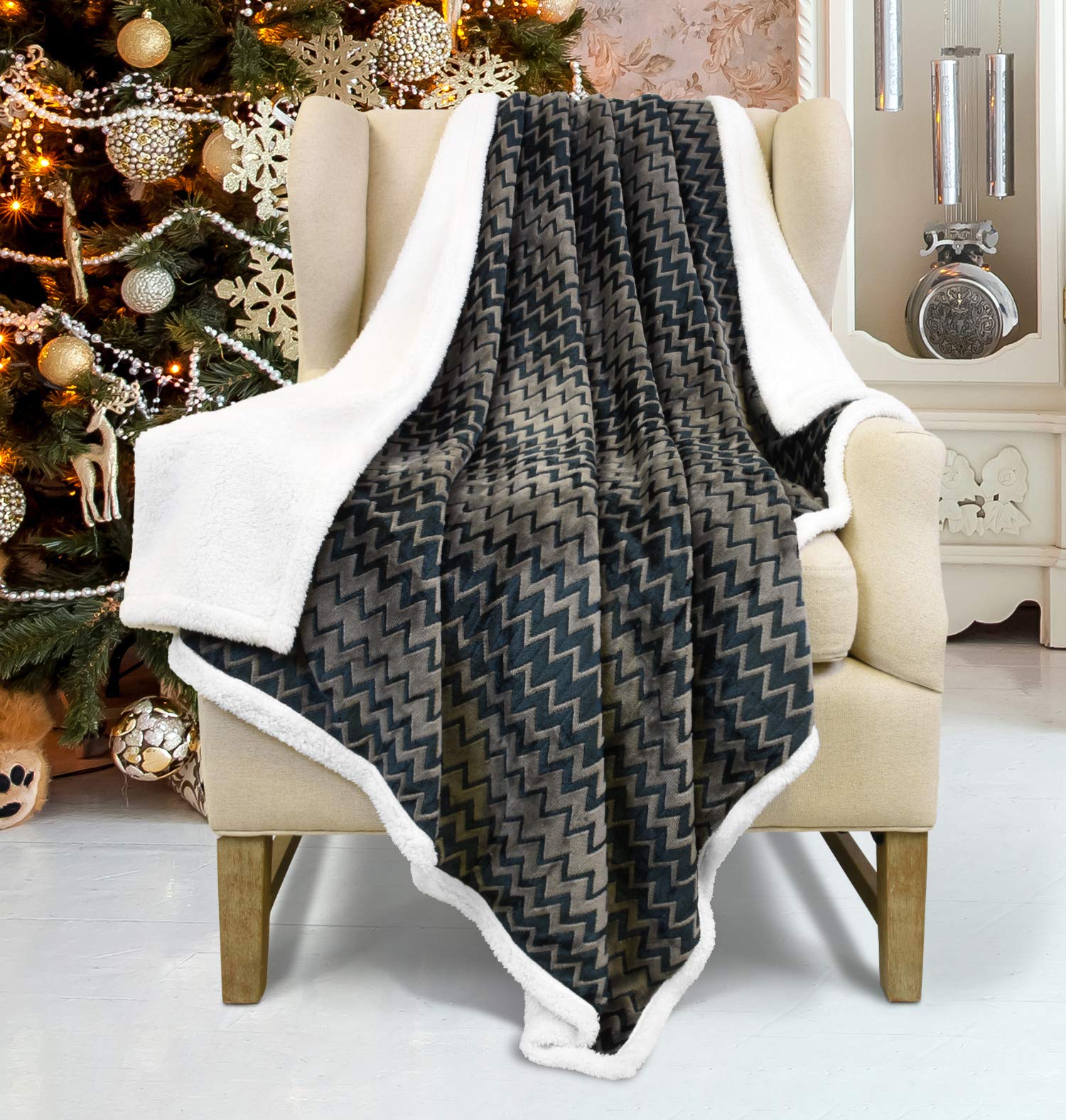 Plush Flannel Sherpa Throw Blanket Chevron 50\