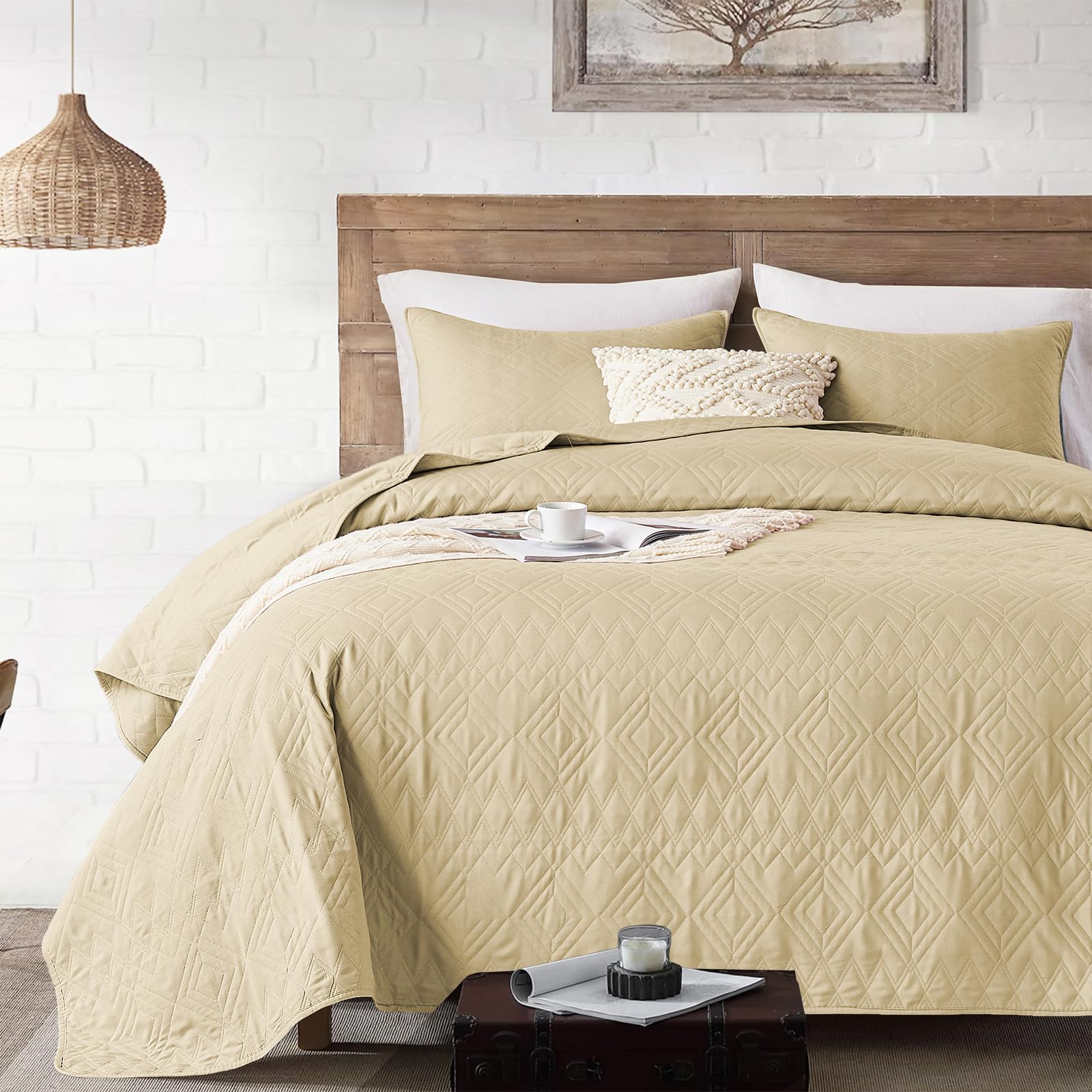 Davulos King Quilt Bedding Set,Beige Classic Geometric Diamond Stitched ...
