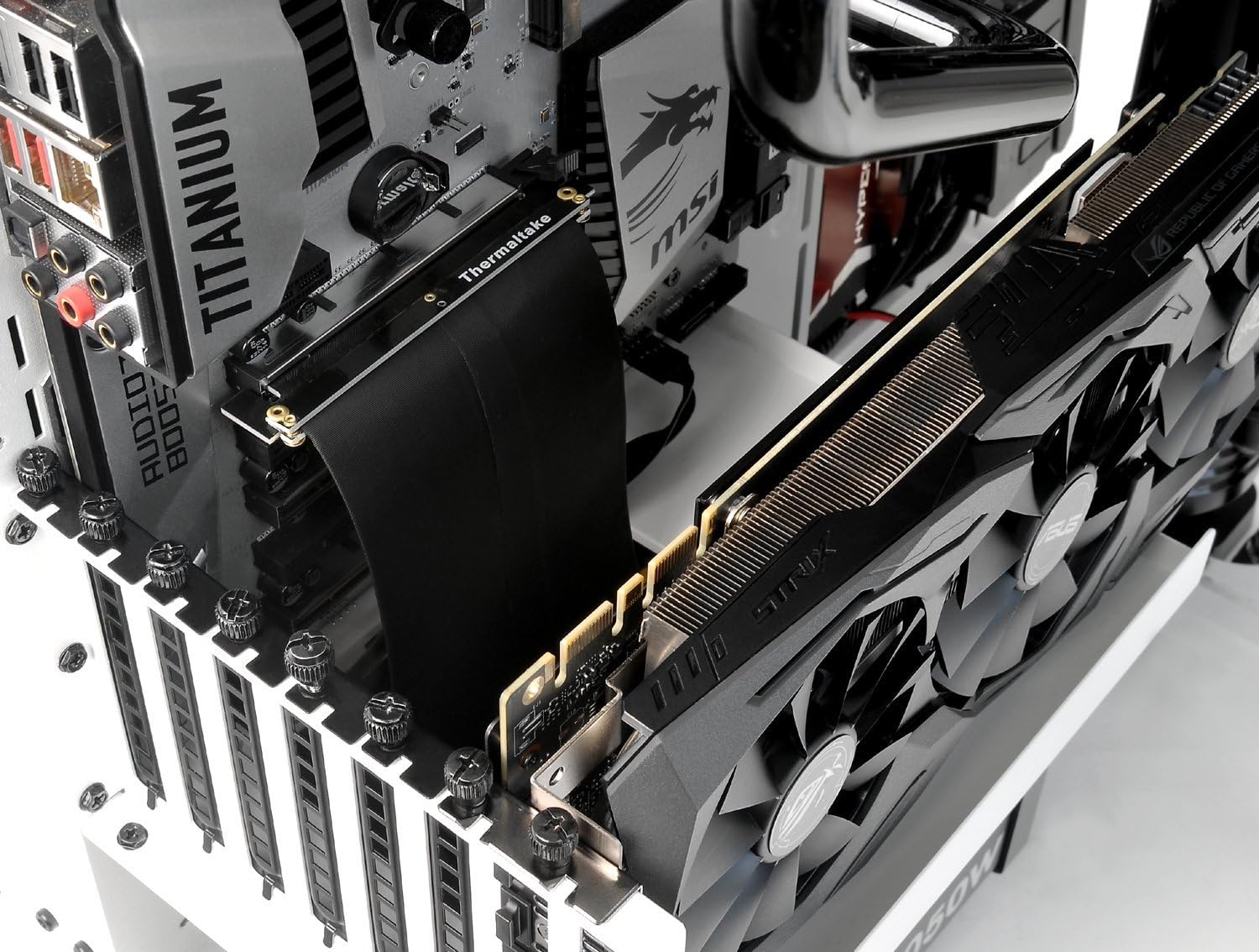 Thermaltake TT Gaming PCI-E x16 3.0 Black Extender Riser Cable 200mm AC-053-CN1OTN-C1: Computers & Accessories