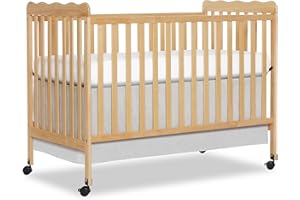 Dream On Me Carson Classic 3-in-1 Convertible Crib in Natural