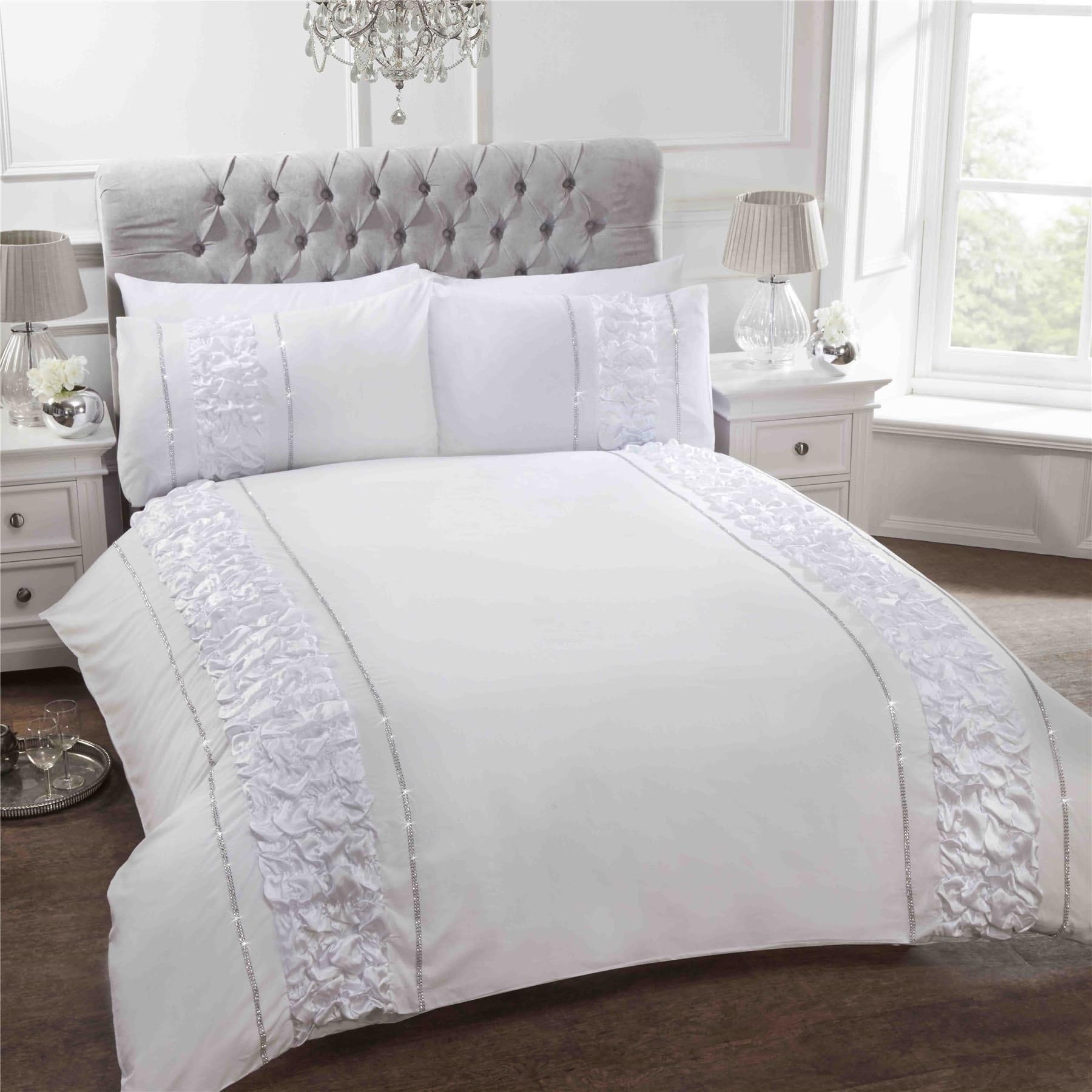 RUCHED VERTICAL BANDS SEQUINS WHITE COTTON BLEND USA QUEEN SIZE (COMFORTER COVER 230 X 220 - UK KING SIZE) (PLAIN WHITE FITTED SHEET - 152 X 200CM + 25 - UK KING SIZE) PLAIN WHITE HOUSEWIFE PILLOWCASES 6 PIECE BEDDING SET