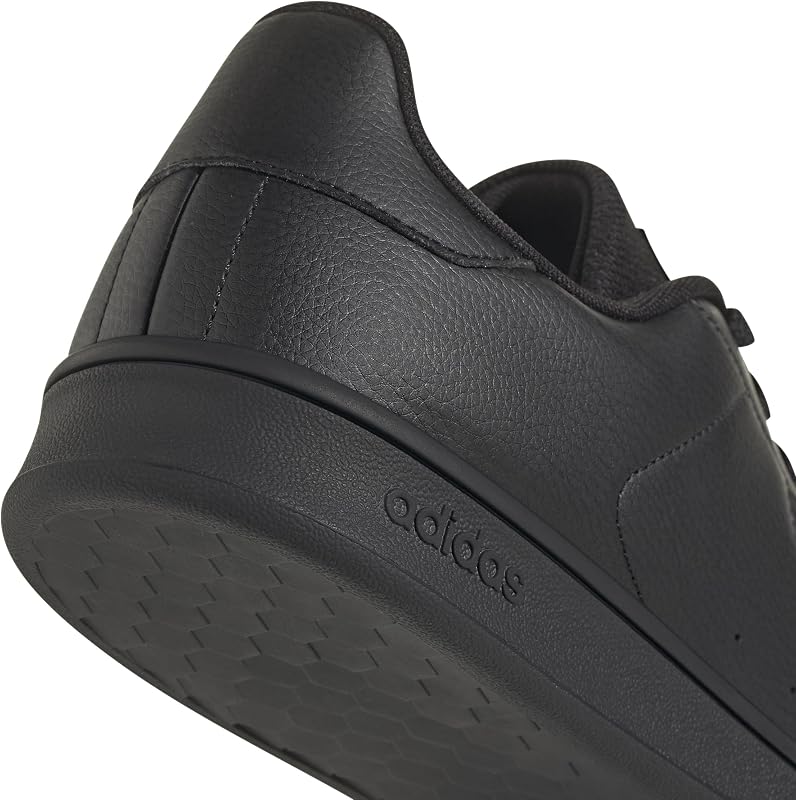 Uomo Urban Court Shoes, Core Black/Carbon/Core Black, 42 EU — foto 6 di 8