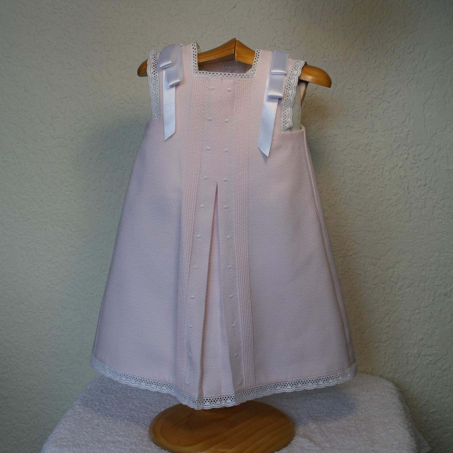 Faldón en pique rosa con tira bordada blanca Talla 3 meses: Amazon.es: Handmade