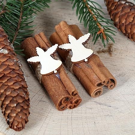 Decorazioni Natalizie Con Cannella.Butic Gmbh Stecche Di Cannella Con Motivo Natalizio In Legno Glocke2 Amazon It Casa E Cucina