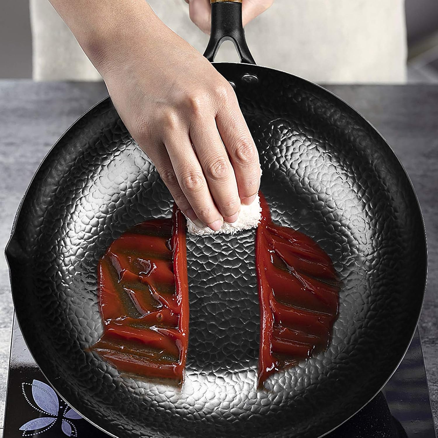 Wok pan carbon steel wok For gas stoves And electric Induction, 12.5 inch non-stick wok With wooden spatula And lid: Kitchen & Dining