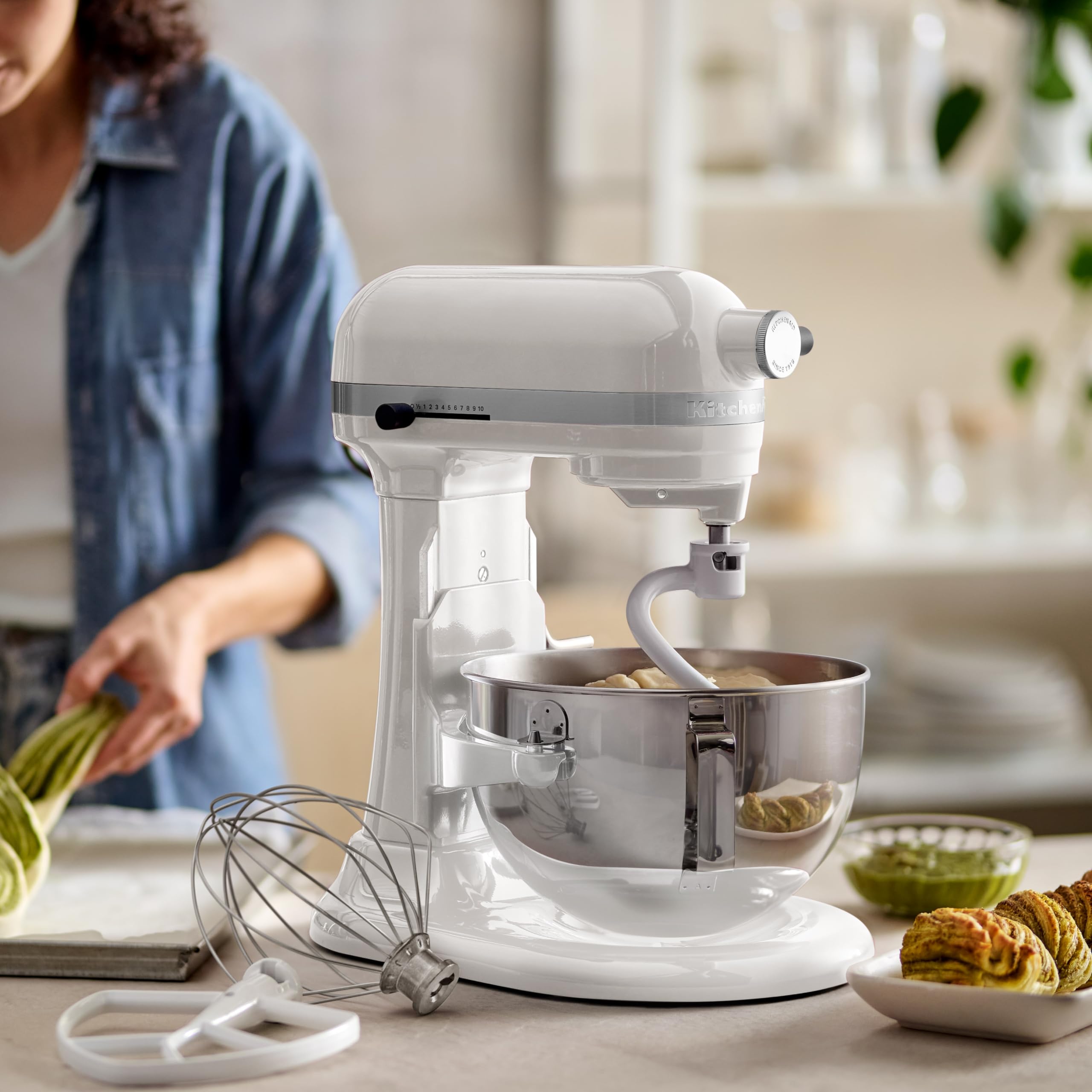 KitchenAid HEAVY DUTY KÜCHENMASCHINE MIT SCHÜSSELHEBER 5,2 L - WEISS 5KSM55SXXEWH 2